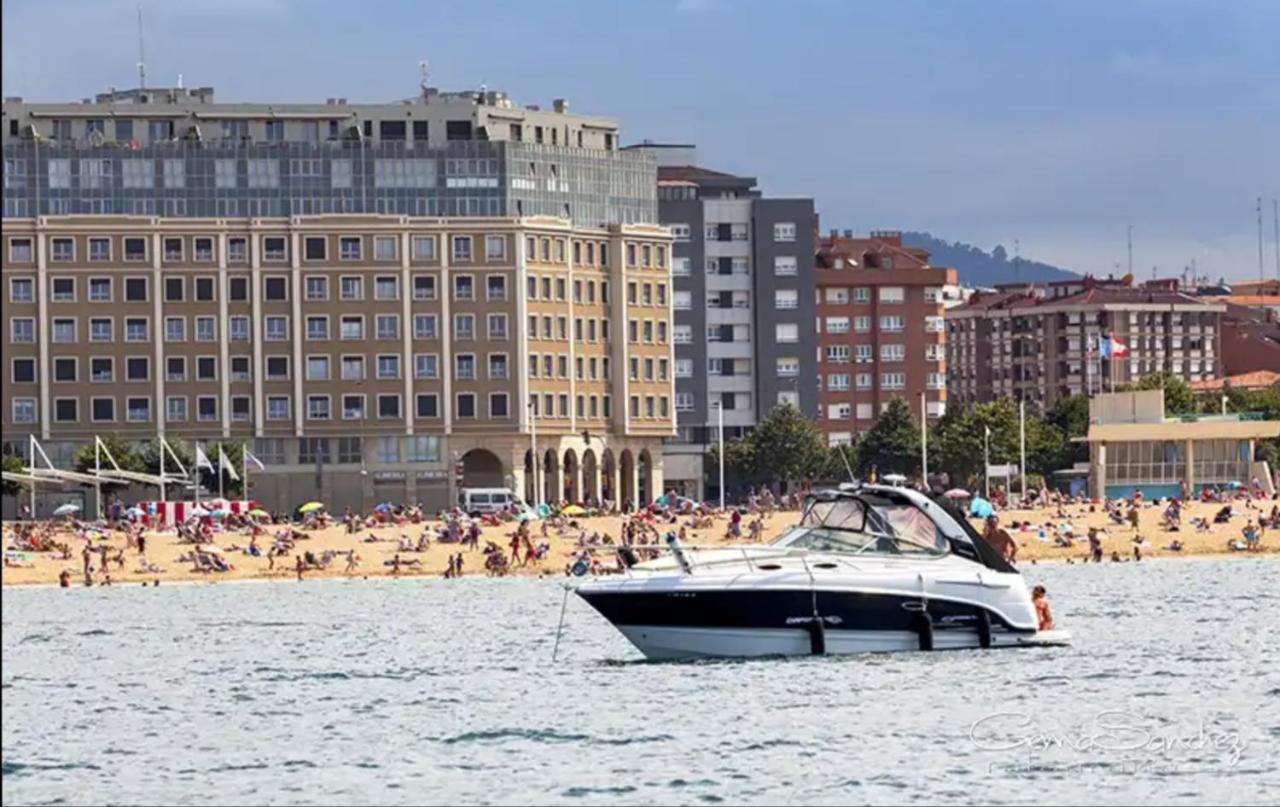 Apto. Vista Playa Poniente Хихон Екстериор снимка