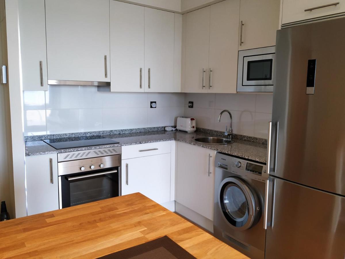 Apto. Vista Playa Poniente Хихон Екстериор снимка