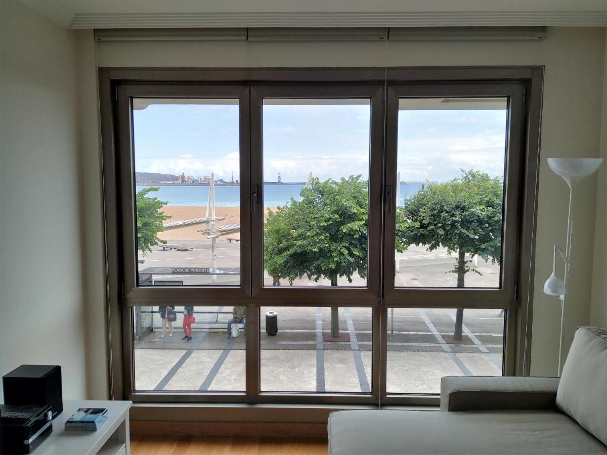 Apto. Vista Playa Poniente Хихон Екстериор снимка