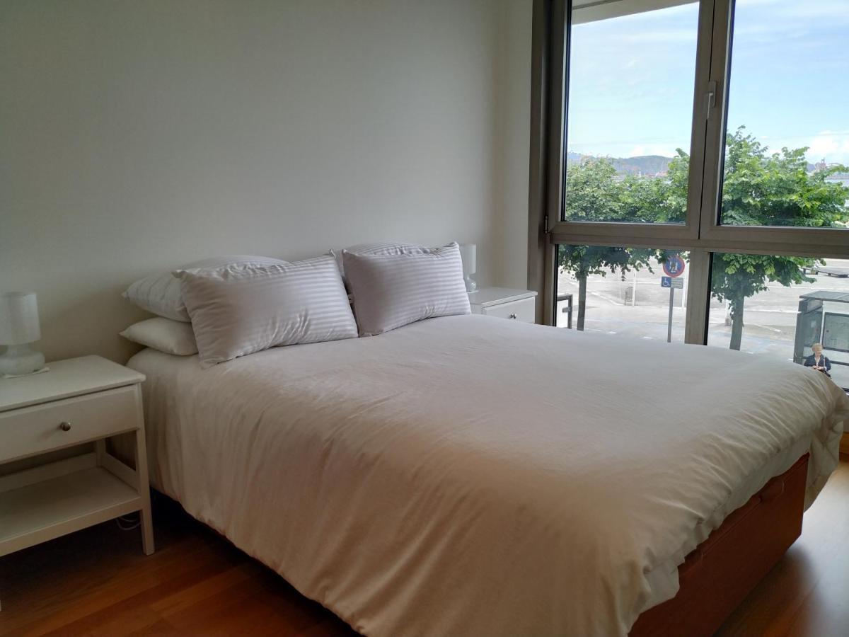 Apto. Vista Playa Poniente Хихон Екстериор снимка